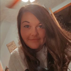 Meet your Posher, Kylee